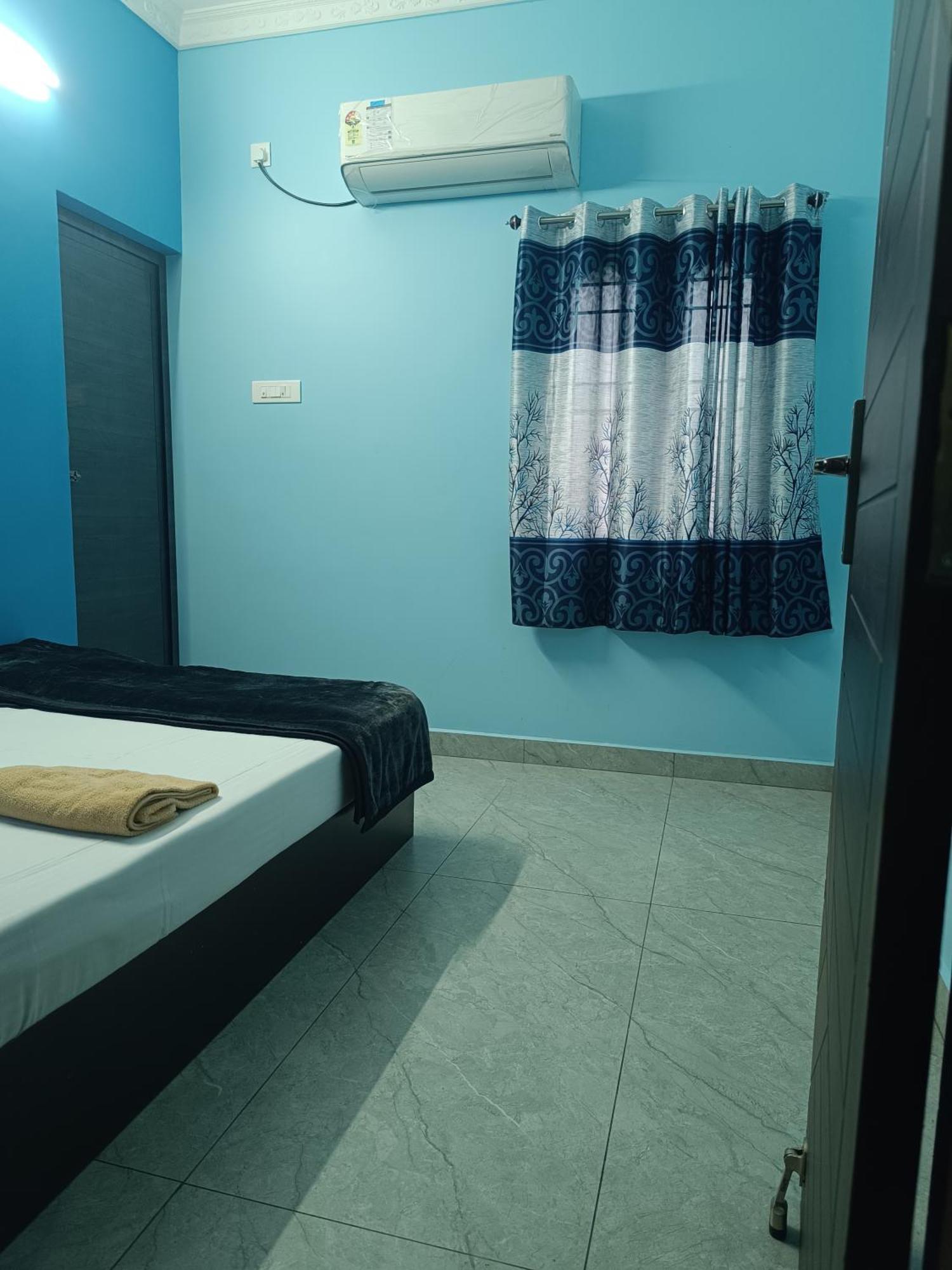 Sk Villa Homestay 蓬蒂切里 外观 照片